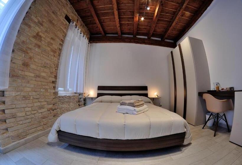 اتاق لوکس چهار تخته, B&b Del Corso