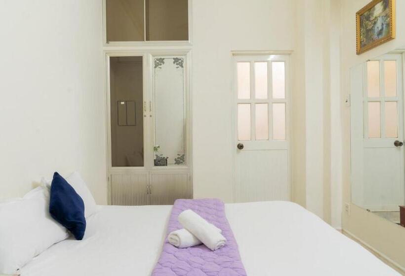 اتاق استاندارد, Aqua Nhu Huynh