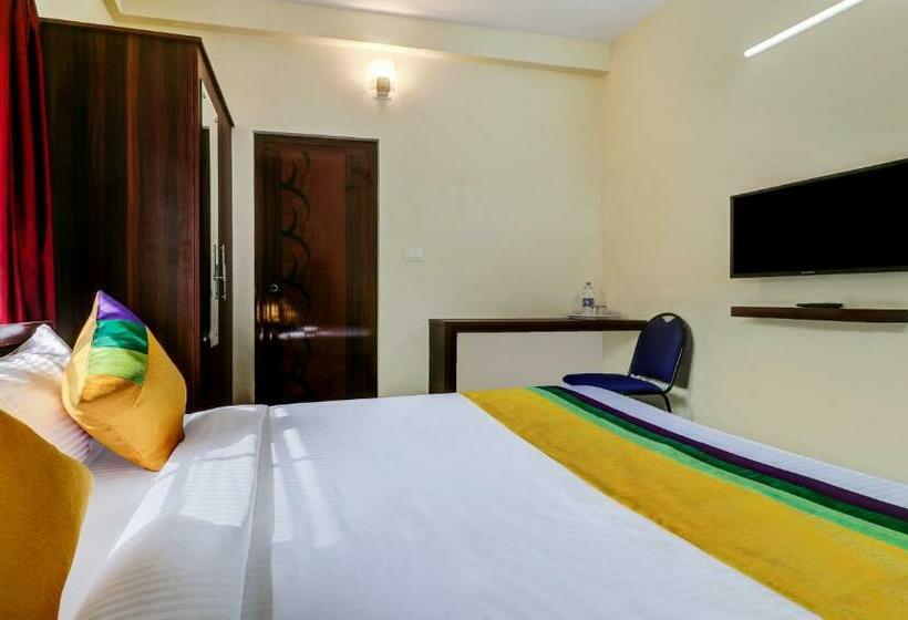 标准间, Itsy Hotels Rain Tulsi Stayz, Palarivattom Junction