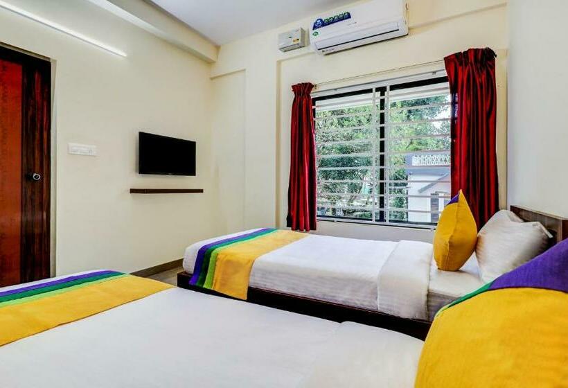 标准间, Itsy Hotels Rain Tulsi Stayz, Palarivattom Junction