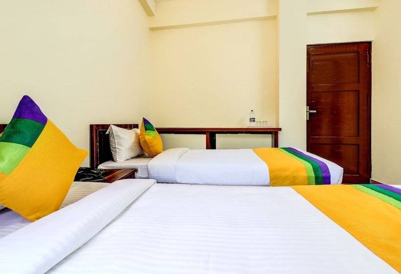 标准间, Itsy Hotels Rain Tulsi Stayz, Palarivattom Junction