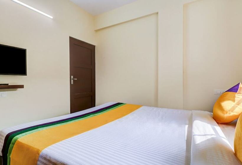 标准间, Itsy Hotels Rain Tulsi Stayz, Palarivattom Junction