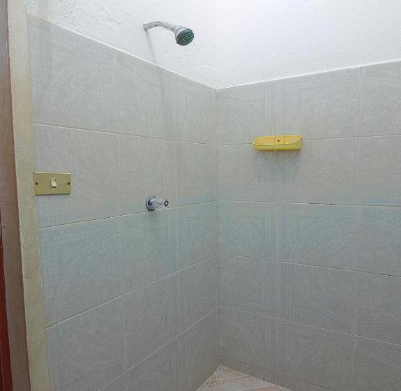 Семейный Номер, Posada Los Faroles