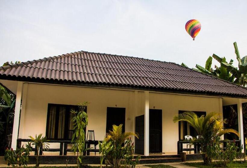 Номер Стандарт с Террасой, Diamond Resort Vang Vieng