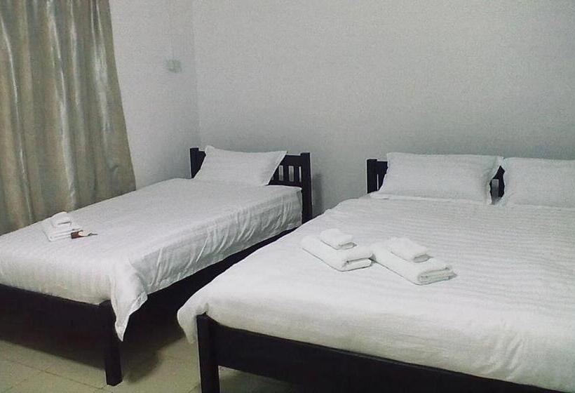 스탠다드 트리플 룸 테라스, Diamond Resort Vang Vieng