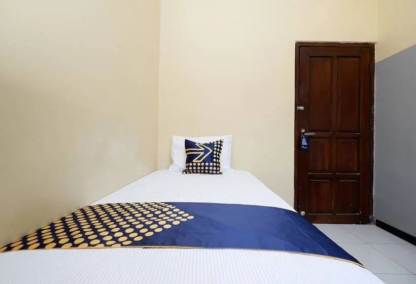 スタンダードシングルルーム, Spot On 2209 Solo Point Guest House Syariah