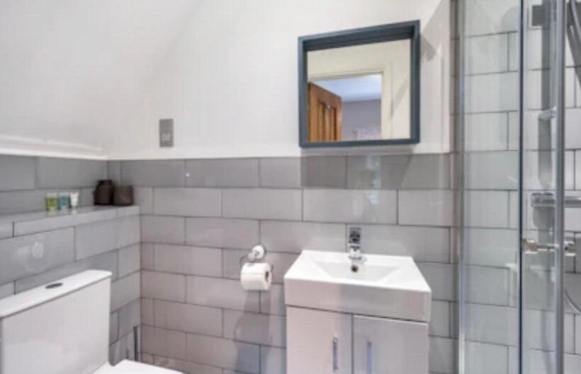 Номер Стандарт Индивидуальный, Tilehouse Lodge