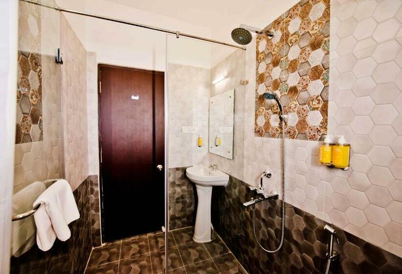 اتاق لوکس با تخت بزرگ, X By Bloom I Hebbal Manyata Park