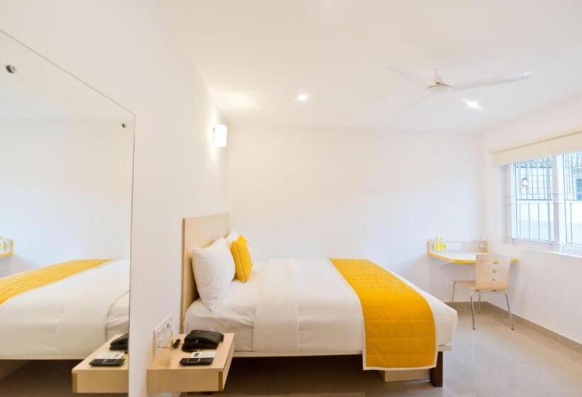 اتاق لوکس با تخت بزرگ, X By Bloom I Hebbal Manyata Park