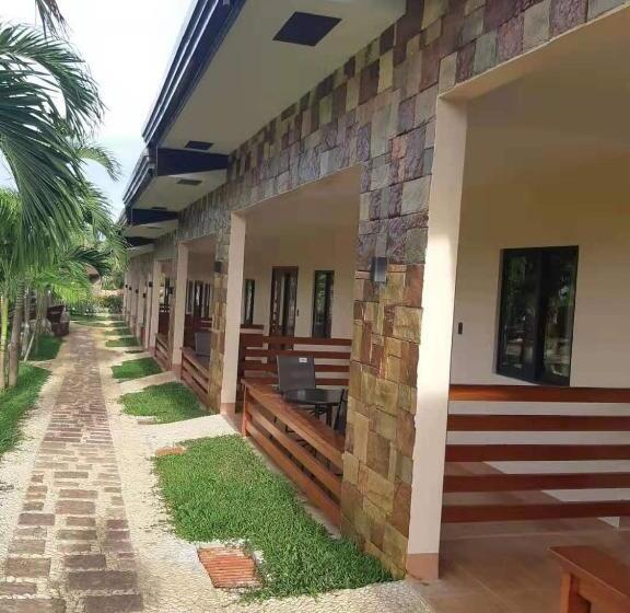 Quarto Familiar, Camotes Ocean Heaven Resort