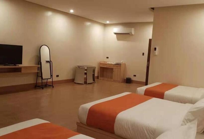 اتاق خانوادگی, Camotes Ocean Heaven Resort