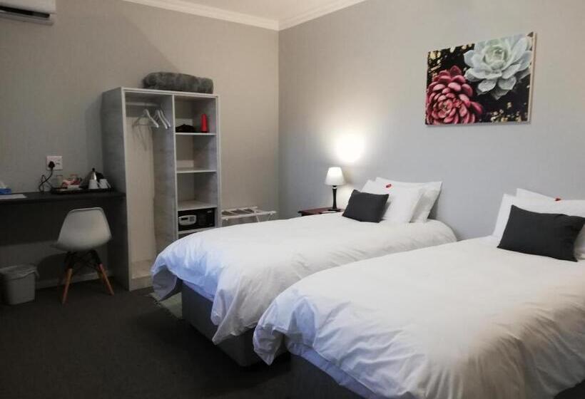 디럭스 룸, Gables B & B