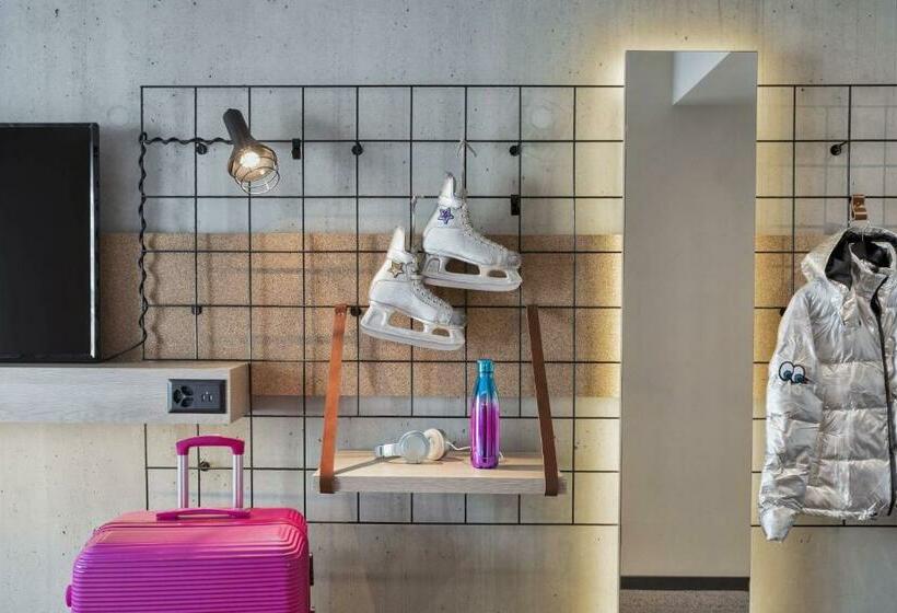 スタンダードルーム, Moxy Lausanne City