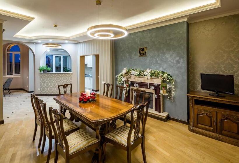 شقة ديلوكس غرفة نوم واحدة, Rafael готель рафаель