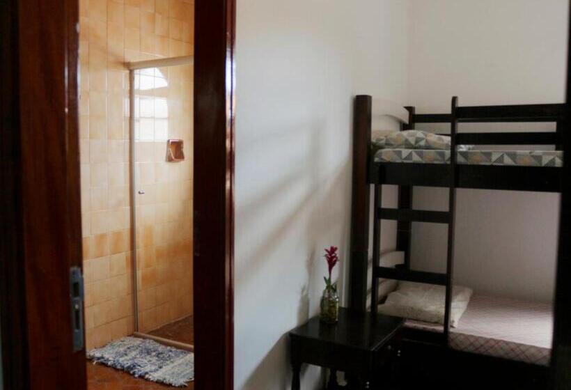 מיטה בחדר משותף, Que Onda!