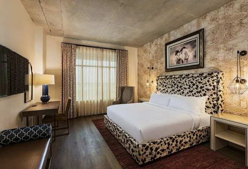 ダブルベッドスタンダードルーム, The Brownwood Hotel & Spa
