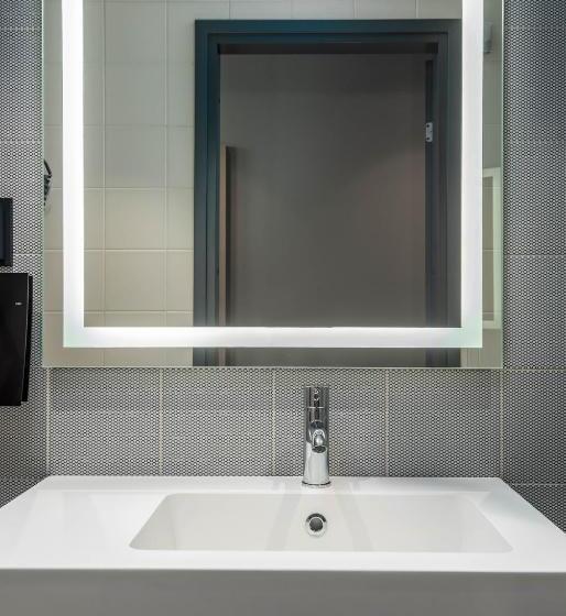 اتاق استاندارد یک نفره, Citybox Tallinn City Center