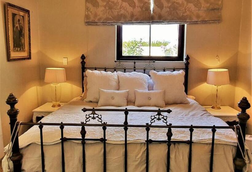 סוויטה עם ג'קוזי, Bakenhof Winelands Lodge