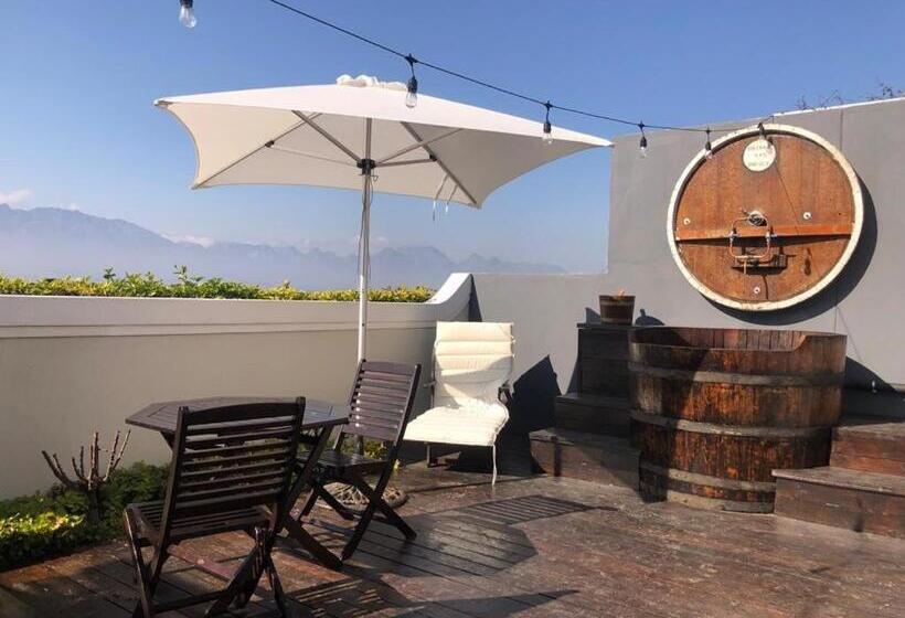 סוויטה עם ג'קוזי, Bakenhof Winelands Lodge