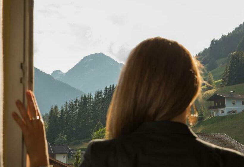 バルコニー付きスタンダードルーム, Gasthof Edelweiß