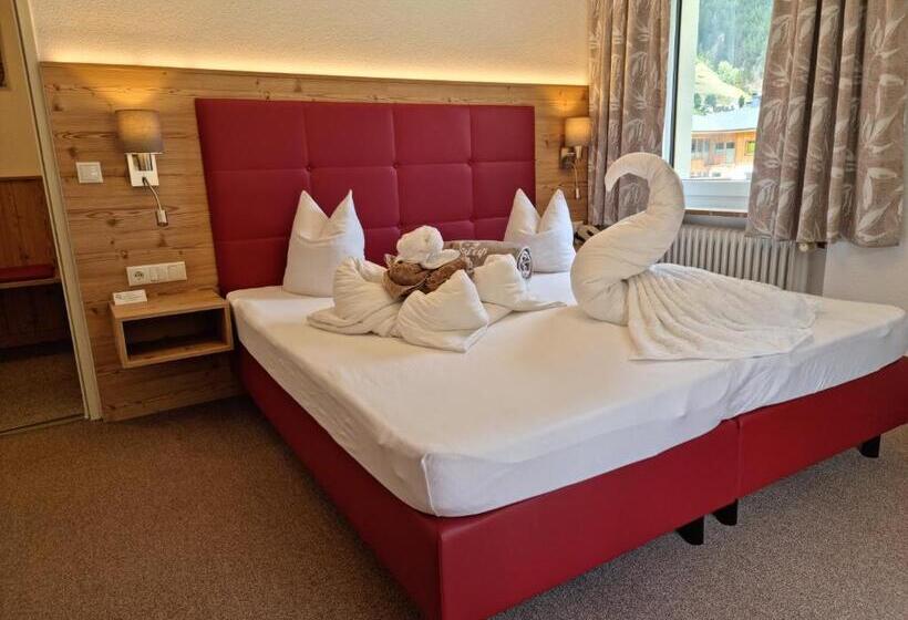 バルコニー付きスタンダードルーム, Gasthof Edelweiß