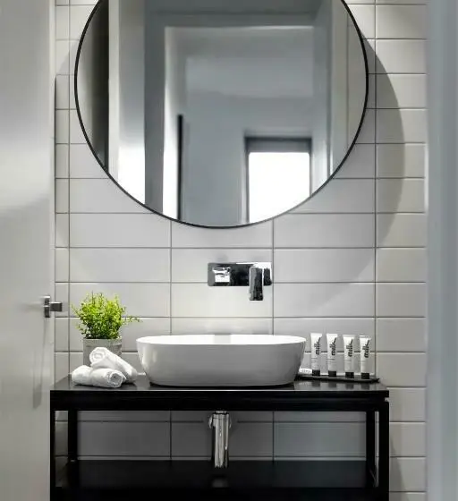 Standard Studio, Quest Burwood East