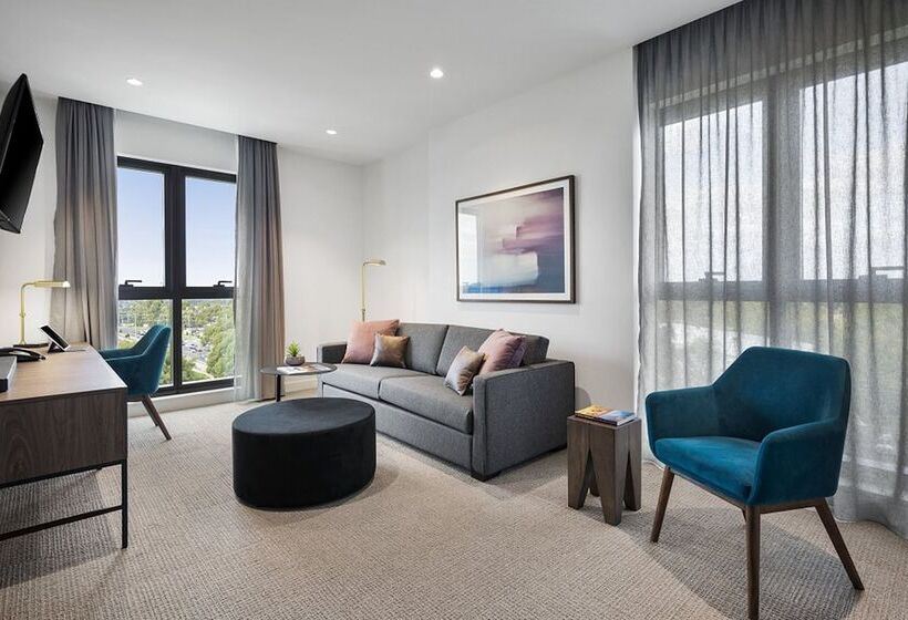 Апартаменты 3 Спальни, Quest Burwood East