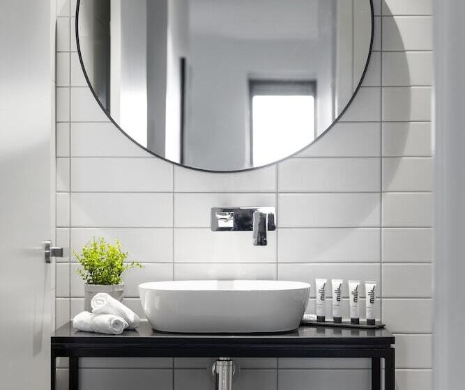 Апартаменты 3 Спальни, Quest Burwood East