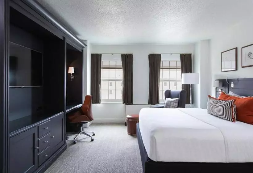 キングサイズベッドのエクゼクティブルーム, College Park Marriott Hotel & Conference Center