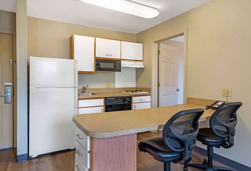 סטודיו דלוקס, Extended Stay America Suites  Boston  Peabody