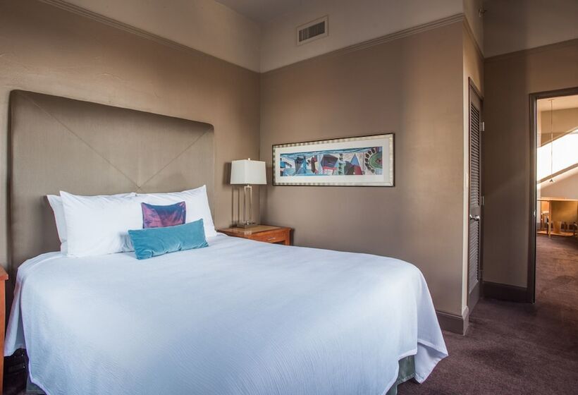 디럭스 룸, Magnolia Hotel Downtown Dallas