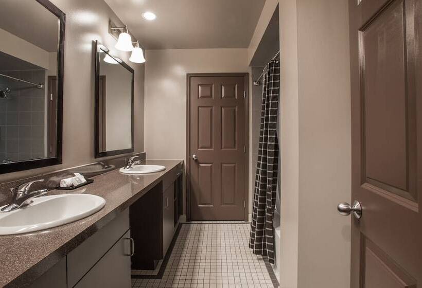 جناح, Magnolia Hotel Downtown Dallas