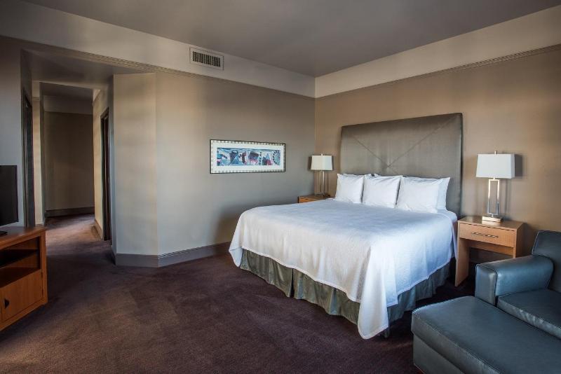 디럭스 룸, Magnolia Hotel Downtown Dallas