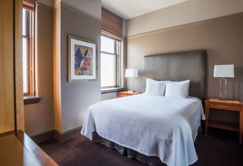 جناح, Magnolia Hotel Downtown Dallas