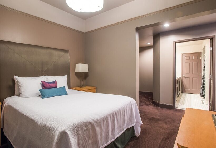 جناح, Magnolia Hotel Downtown Dallas