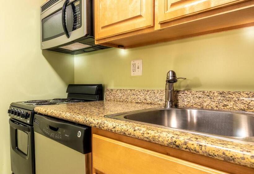 디럭스 스위트, Master Suites