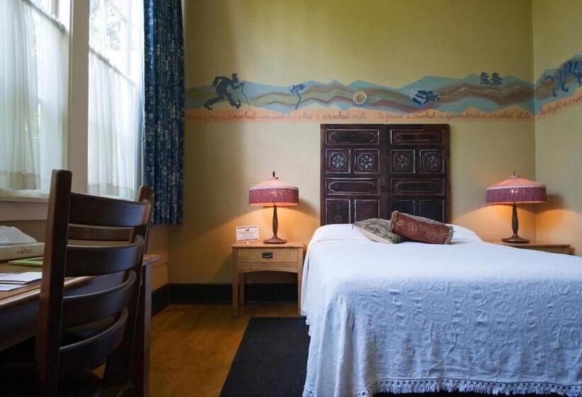 اتاق استاندارد, Mcmenamins Kennedy School