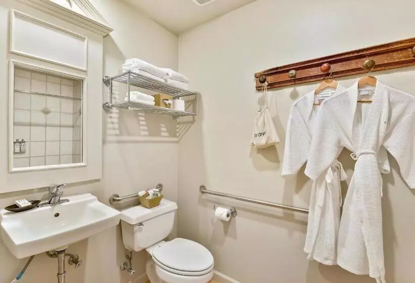 اتاق استاندارد, Mill Valley Inn