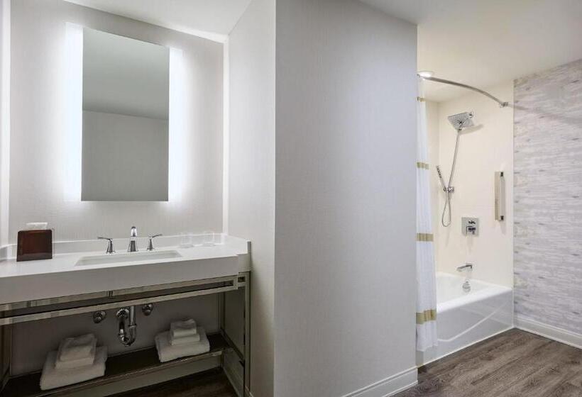 غرفة قياسية سرير كينج, Meadowview Marriott Conference Resort And Convention Center