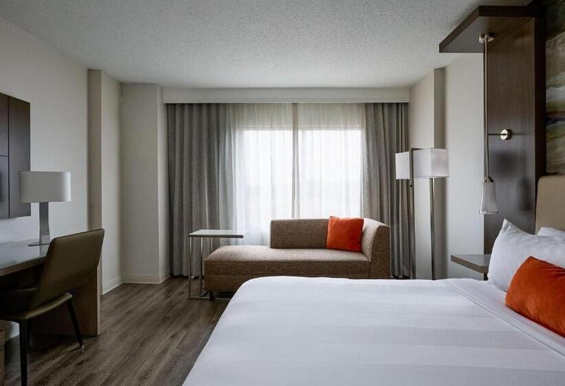 适合残疾人士使用的带超级大床的标准间, Meadowview Marriott Conference Resort And Convention Center