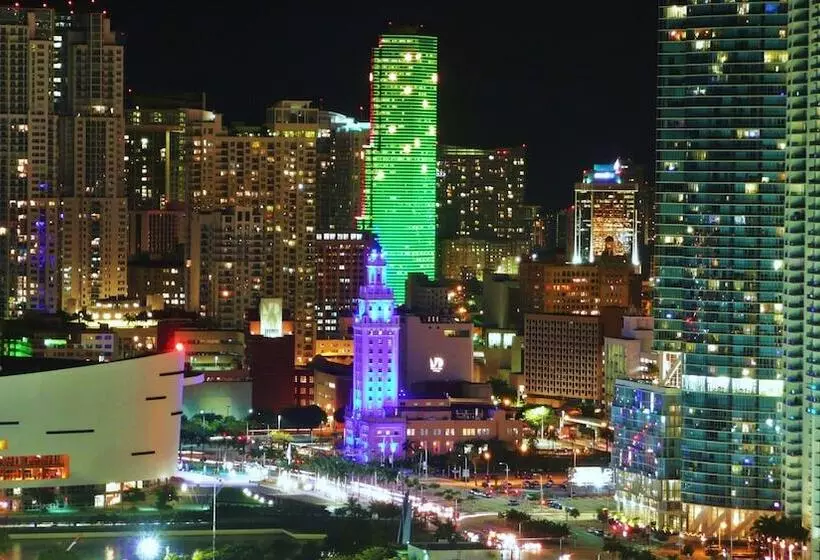 اتاق استاندارد با چشم‌انداز شهر, Miami Sun Hotel   Downtown/port Of Miami