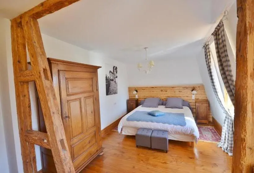 スイート, Chambres D'hôtes Château De Grunstein