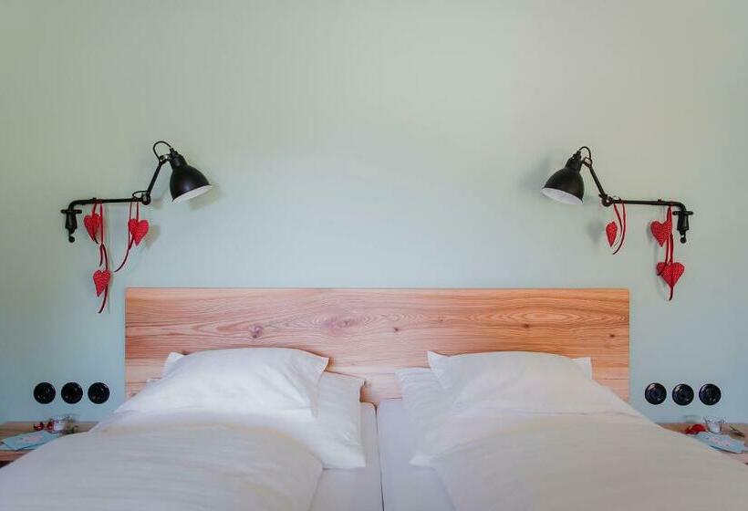 Номер Стандарт, Gasthof Rössle