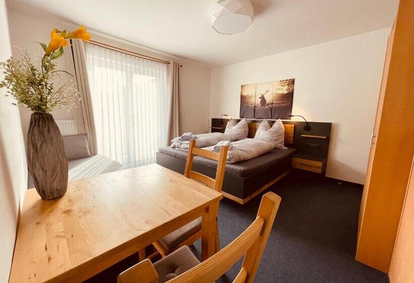 חדר סטנדרט לשלושה, Haus Heimat Wagrain