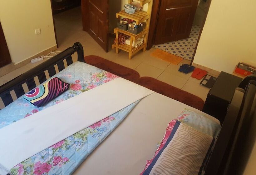 اتاق لوکس, A Home To Remember Guest House