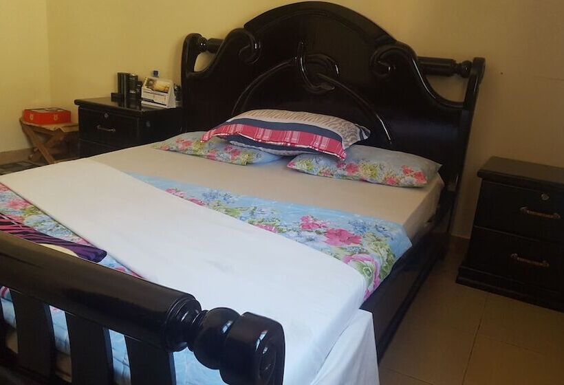 اتاق لوکس, A Home To Remember Guest House