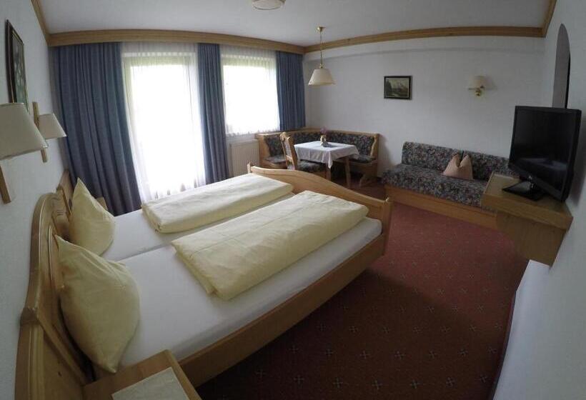 Comfort room with balcony, Gästehaus Alpenland