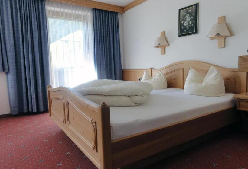 Comfort room with balcony, Gästehaus Alpenland