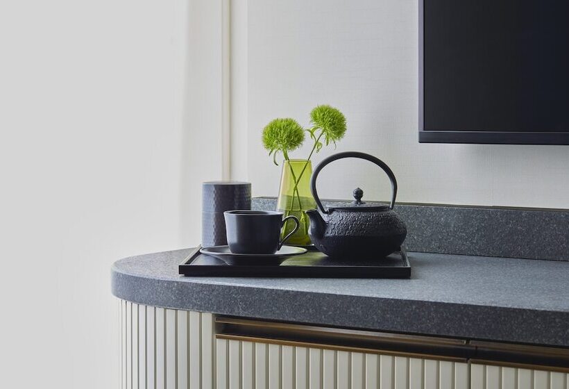 جناح, Kimpton Shinjuku Tokyo, An Ihg