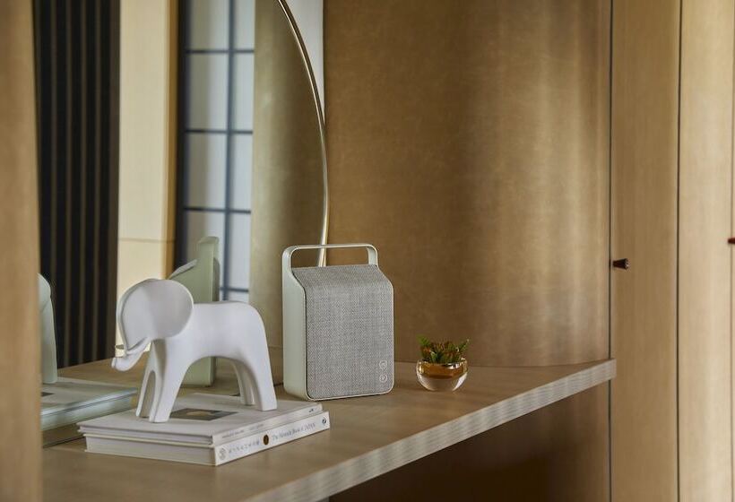 جناح, Kimpton Shinjuku Tokyo, An Ihg